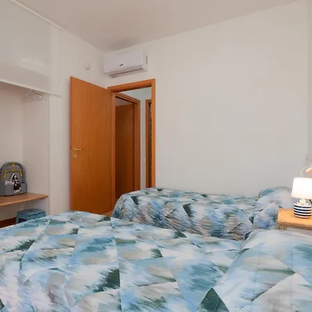 Quiet Apartment Pula