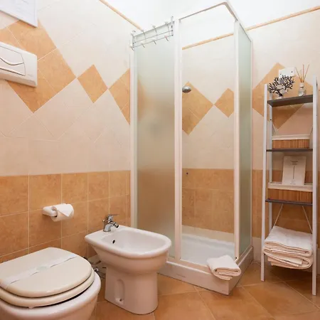Quiet Apartment *